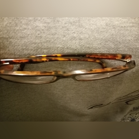 Ray ban Eyewear/ Case Included - Picture 9 of 10